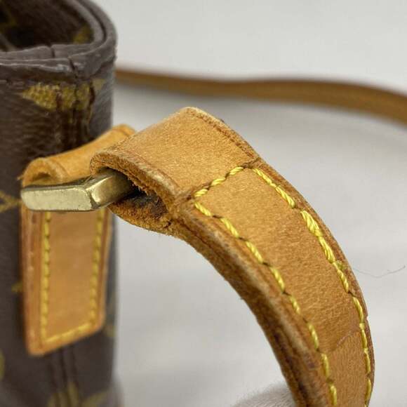LOUIS VUITTON Brown Monogram Trotter Shoulder Bag - Picture 11 of 12